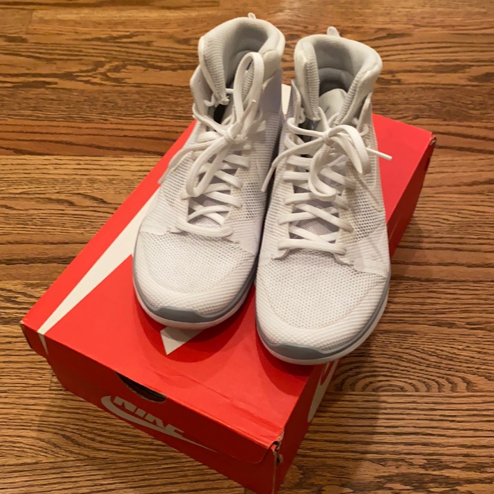 Nike dunk ultra modern